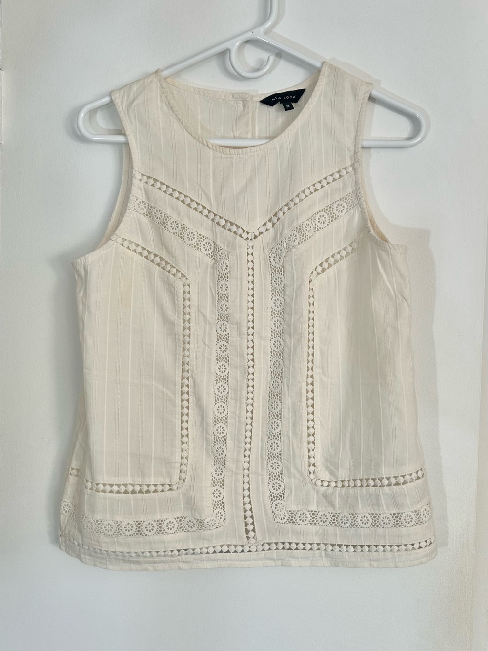 New Look Cream Crochet-Trim Sleeveless  Blouse, Button-Down Back, USA Size 6